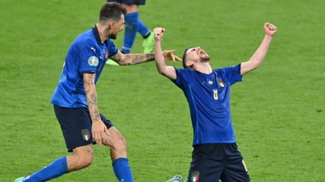 欧洲杯战报：意大利2-1奥地利，意大利顺利晋级八强